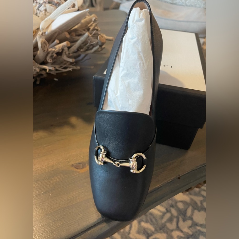 Stunning Womens Gucci Horsebit calf loafers black authentic